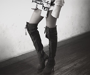 Ayaka Wakao, Model, Beautiful legs